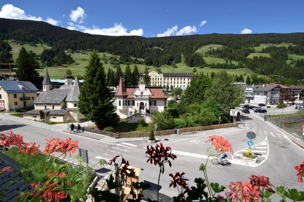 Aurturist Miramonti S Candido San Candido Eksteriør billede